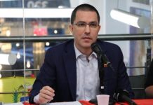 "Nosotros tenemos mucho que aprender de países que han sufrido estos ataques durante tanto tiempo", añadió el venezolano.