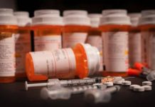 Juez rechaza moción de distribuidores de opioides en el estado de Washington Las recetas y las ventas de opioides en Washington se dispararon más del 500 % entre 1997 y 2011.