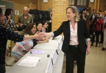La Junta Electoral confirmó como ganadora de la primaria en la contienda por la Fiscalía del condado de Queens a Melinda Katz.