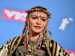Madonna, una ferviente fan de la vida y obra de Frida Khalo La icónica cantante Madonna se ha destacado como una ferviente "fan" de la artista mexicana Frida Kahlo.