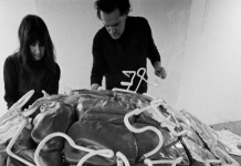 Muere Marisa Merz, exponente y única mujer del grupo de "arte pobre" italiano Marisa Merz, exponente y única mujer dentro del colectivo de "arte povera" (pobre), ha fallecido a la edad de 93 años.