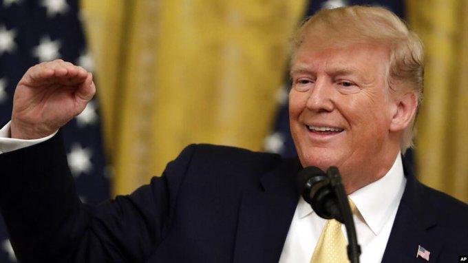 Trump, ha intentado introducir cambios en este proceso, que puede dar a miles de inmigrantes la posibilidad de residir legalmente en el pa&iacute;s.