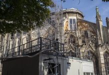 Tras el incendio de la catedral el pasado 15 de abril, se han realizado frecuentes análisis que han registrado elevados niveles de plomo en los alrededores.