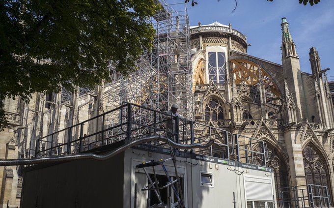 Tras el incendio de la catedral el pasado 15 de abril, se han realizado frecuentes an&aacute;lisis que han registrado elevados niveles de plomo en los alrededores.