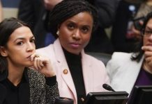 Trump insiste en que 4 congresistas latinas y negras deben "irse" Todas ellas son ciudadanas estadounidenses, y tres de ellas nacieron en Estados Unidos: Ocasio-Cortez en Nueva York, Tlaib en Detroit y Pressley en Chicago.