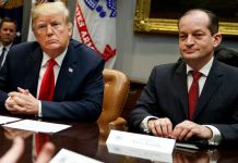 Trump se distancia de Epstein y examinará su nexo con miembro de su gabinete Donald Trump y el secretario de Trabajo, Alex Acosta.