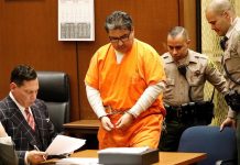 Nassón Joaquín García se declara no culpable de seis cargos en corte de Nueva York El líder de la iglesia Luz del Mundo, Naasón Joaquín García, permanecerá detenido sin derecho a fianza en una cárcel de Estados Unidos