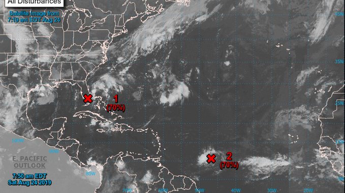 Dos zonas de bajas presiones amenazan con convertirse en depresiones tropicales, informa el Centro Nacional de Huracanes (NHC).