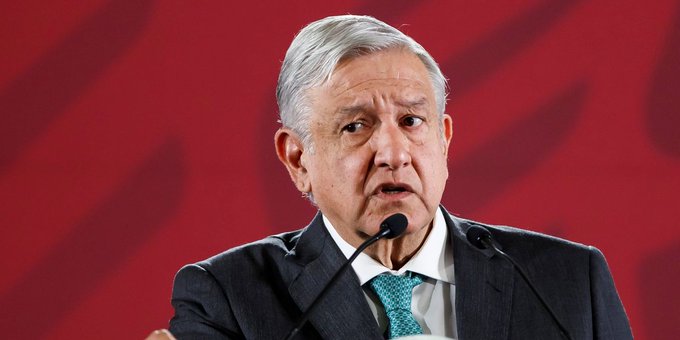 "(Los empresarios) est&aacute;n molestos porque ten&iacute;an una mina de oro y ya se les acab&oacute;. Est&aacute;n promoviendo campa&ntilde;as de que se est&aacute;n muriendo los ni&ntilde;os por falta de medicamentos", asegur&oacute; el mandatario.