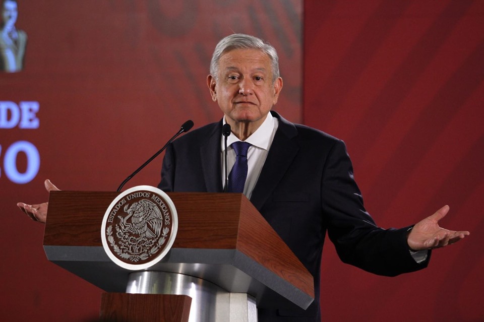 López Obrador aclaró que su Gobierno plantea "buscar un proceso de paz en el país con la participación de todos".
