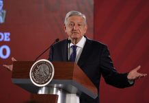 Presidente de México niega mantener diálogo con grupos del crimen organizado López Obrador aclaró que su Gobierno plantea "buscar un proceso de paz en el país con la participación de todos".