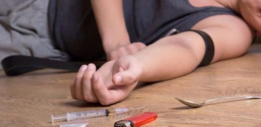 El Departamento de Salud de Nueva York informó este lunes de que tras siete años consecutivos de alzas en las muertes por sobredosis de drogas, se registró una merma de un 3 % en esa categoría en la ciudad durante el pasado año.