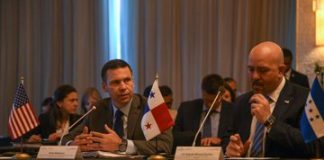 En una declaración final, los funcionarios de EE.UU., Panamá, Honduras, El salvador, Guatemala, Costa Rica y Colombia afirmaron que enfrentan "problemas regionales que requieren soluciones en conjunto.