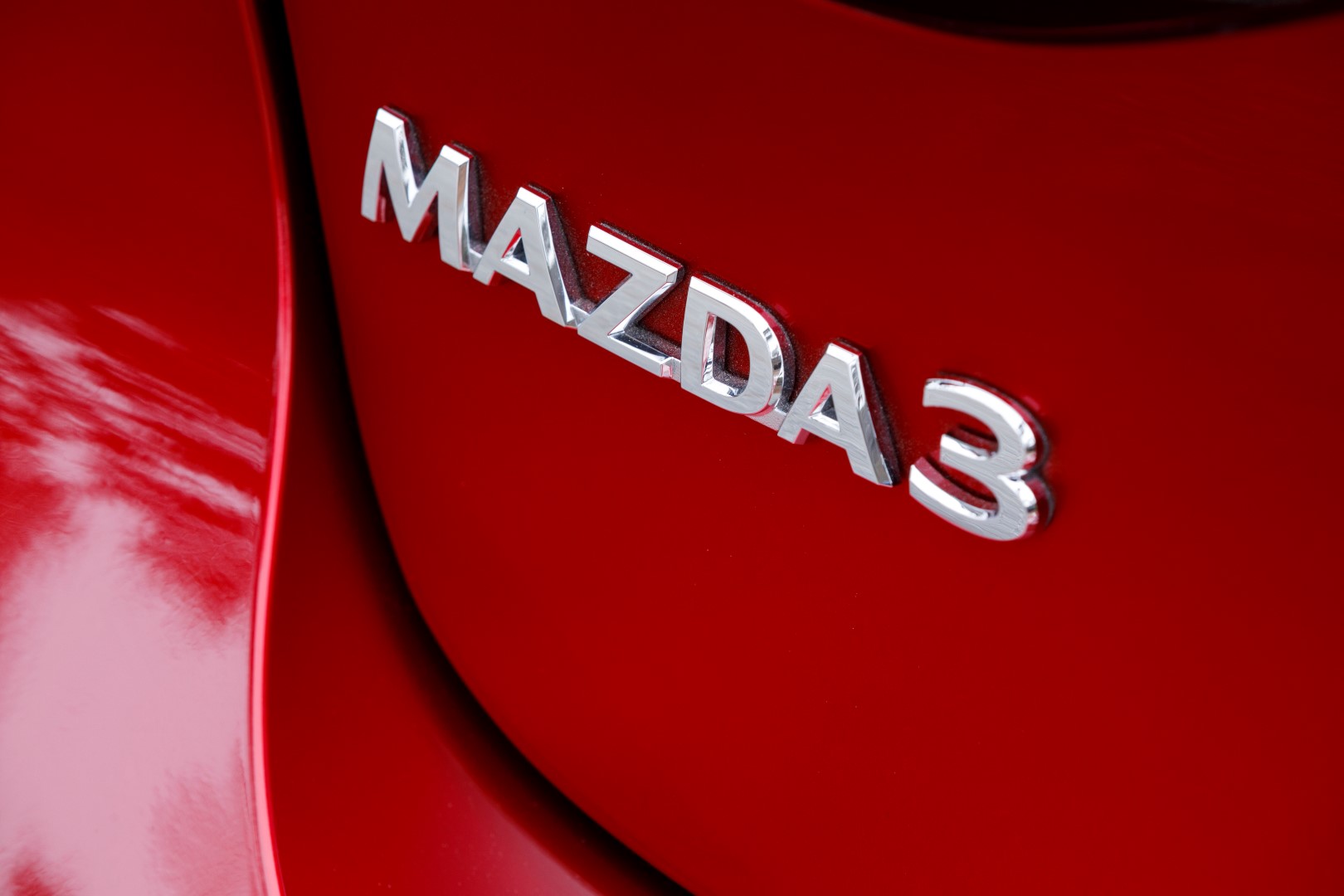 Mazda 3, el sed&aacute;n casi perfecto.