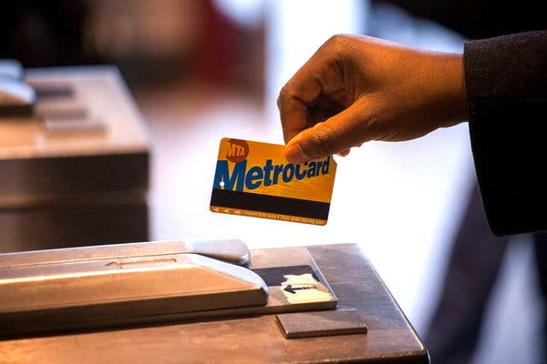 Legislador de la ciudad pide que la MTA ofrezca servicio gratuito en los días festivos más importantes.