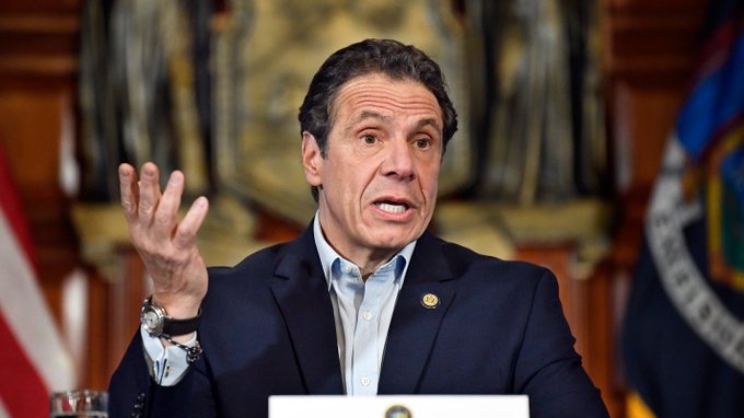 El gobernador, Andrew Cuomo, firm&oacute; un paquete de tres leyes, la primera de las cuales ampl&iacute;a la definici&oacute;n de los cr&iacute;menes de "violencia dom&eacute;stica".