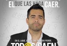 Omar Chaparro estrena películas entre desnudos y "fantasma" de Pedro Infante Omar Chaparro pasará los últimos meses de este año como un actor atrevido que aceptó hacer una larga escena desnudo, para la película "Tod@s Caen".