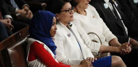 Las demócratas Rashida Tlaib e Ilhan Omar.