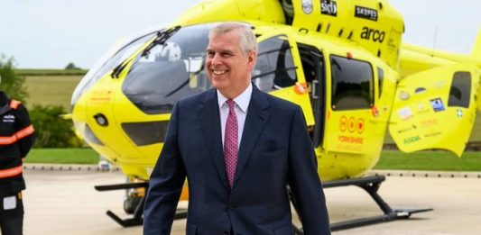 El Palacio de Buckingham ha difundido un comunicado en el que niega "categóricamente" las acusaciones de abuso sexual contra el príncipe Andrés, hijo de la reina Isabel II, y publicadas en algunos medios de comunicación.