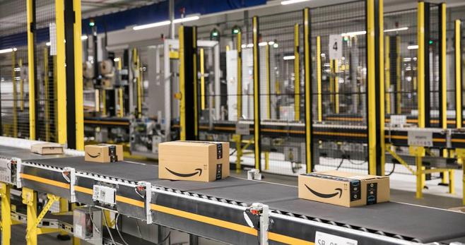 Amazon controla aproximadamente la mitad de todo el comercio electr&oacute;nico en el pa&iacute;s, seg&uacute;n los datos m&aacute;s recientes.