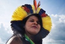 Guajajara, la primera mujer indígena candidata a la Vicepresidencia de Brasil, asegura: "Venimos a denunciar al Gobierno (brasileño).