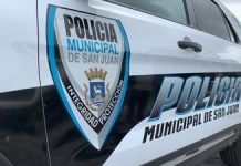 La Policía Municipal de San Juan intervino un vehículo que estaba mal estacionado en la Calle Capitán Amésquita, en Río Piedras.