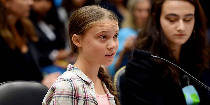 Greta Thunberg, climático, y otros tres jóvenes activistas denunciaron en la ONU junto al secretario general, la inacción ante el cambio climático y pidieron un mundo sin emisiones contaminantes.