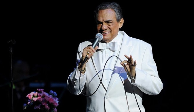 Jos&eacute; Jos&eacute;, int&eacute;rprete de reconocidos temas como "He renunciado a ti", "La nave del olvido" y "El amar y el querer".