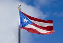 Fernández, lleva 4 años en Puerto Rico desempeñándose como oficial de gobernanza.