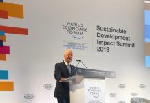 El fundador y presidente ejecutivo del Foro Económico Mundial, Klaus Schwab, destacó que este evento busca cambiar el paradigma actual de negocio y aprovechar los avances tecnológicos.