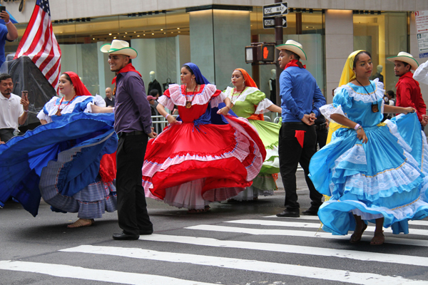 Nueva York es la ciudad con mayor diversidad cultural y ling&uuml;&iacute;stica del mundo, en la cual los hispano-hablantes constituyen casi un tercio de su poblaci&oacute;n.