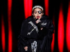 Madonna iba a dar el pistoletazo de salida a su gira el pasado 12 de septiembre pero tuvo que posponer esa fecha por problemas técnicos.