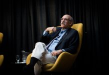 Chalfie fue galardonado con el Nobel junto al japonés Osamu Shimomura y el estadounidense Roger Tsien, ambos fallecidos ya.