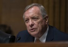 La última información sobre el consumo revela que hay 5 millones usuarios de cigarrillos electrónicos, muchos de ellos adolescentes, dijo Durbin.