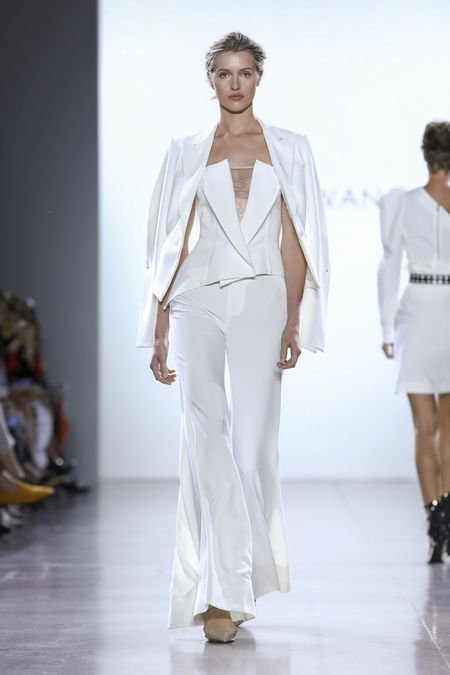 Taoray Wang lleva a Nueva York la feminidad y la actitud de &ldquo;Colette.