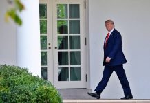 Trump aprovechó la ocasión para presumir de haber revertido el proceso de acercamiento con Cuba impulsado por los expresidentes Barack Obama y Raúl Castro.