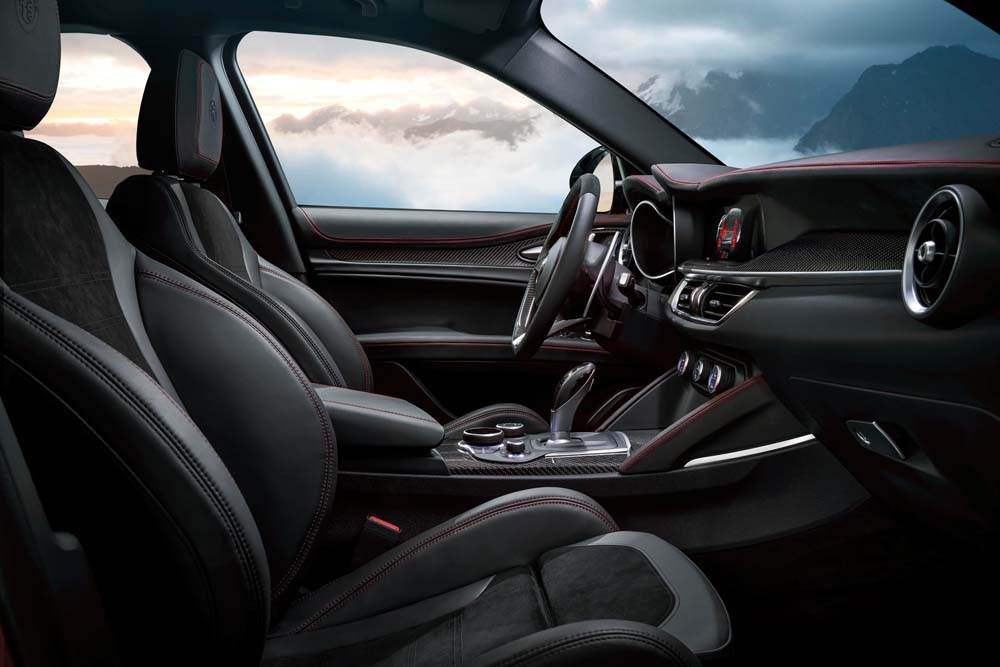 2019 Alfa Romeo Stelvio.