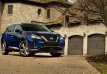 Nissan Murano Ahora en su tercera generación, el Murano es refrescado este año, manteniendo su valor atractivo con un modelo base.