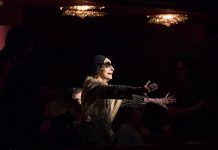 Cientos de personas acudieron a rendir un último tributo a la legendaria bailarina Alicia Alonso, la prima ballerina assoluta de Cuba.