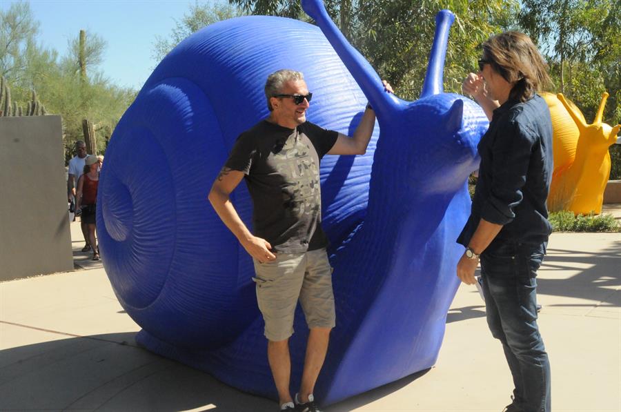 Arte plástico milanés "invade" Arizona en pos del medioambiente y de animales.