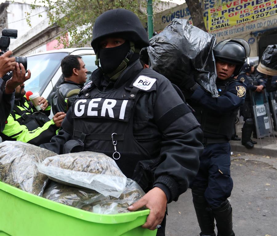 Las autoridades mexicanas capturaron a 31 presuntos miembros del c&aacute;rtel Uni&oacute;n Tepito e incautaron varias toneladas de drogas.
