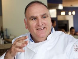 José Andrés se declaró "honrado por la invitación", que consideró "un gran, gran, gran honor".