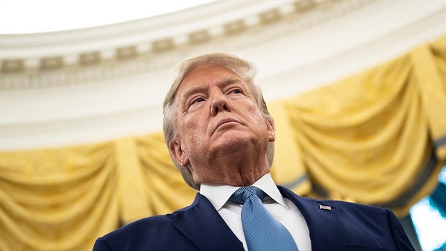 Trump defendi&oacute; que el pa&iacute;s "est&aacute; recibiendo mucho dinero" gracias a su estrategia comercial "por primera vez en la historia".