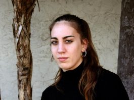 Nacida en Barcelona hace 20 años, la joven intérprete se sometió a un largo proceso de casting, donde participaron más de 1.000 candidatos.