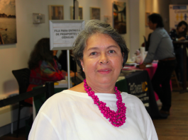 Betty Rodríguez, promotora latina de la lucha contra el cáncer de seno Betty Rodríguez, embajadora latina de la lucha contra el cáncer de seno, lleva el camión de mamogramas gratuitos a las afueras de los consulados latinos de la ciudad y de Long Island.