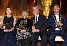 Geena Davis, Lina Wertmuller, David Lynch y We s Studi, durante la ceremonia de premiación.