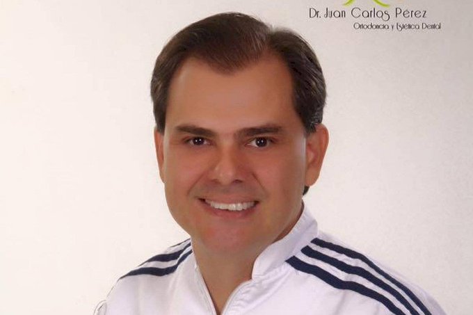 El ciudadano colombiano est&aacute; adem&aacute;s acusado de recetar el medicamento Xylocaine de forma irregular al no disponer de licencia para practicar medicina en Puerto Rico.