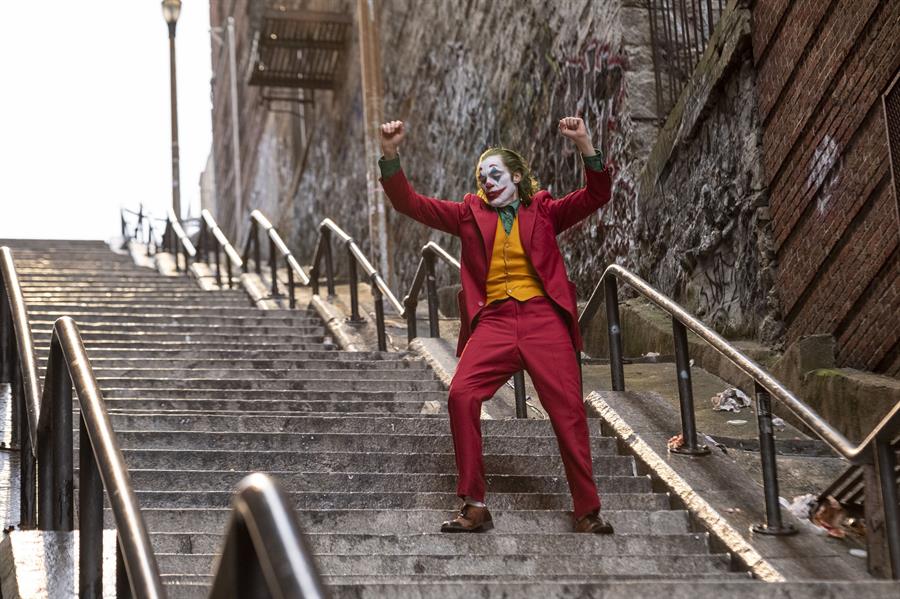 Y es que el actor Joaquin Phoenix y el personaje que interpreta en la reciente pel&iacute;cula "Joker" protagonizan una escena que ha quedado grabada en la memoria de los espectadores.