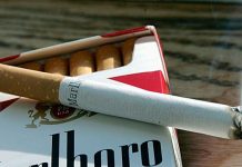 Nueva York y California demandan Servicio Postal por contrabando de cigarrillos Agrega que los paquetes procedían de Vietnam, China, Israel y otras ubicaciones en el extranjero y el destino final de la mayoría era California y Nueva York.