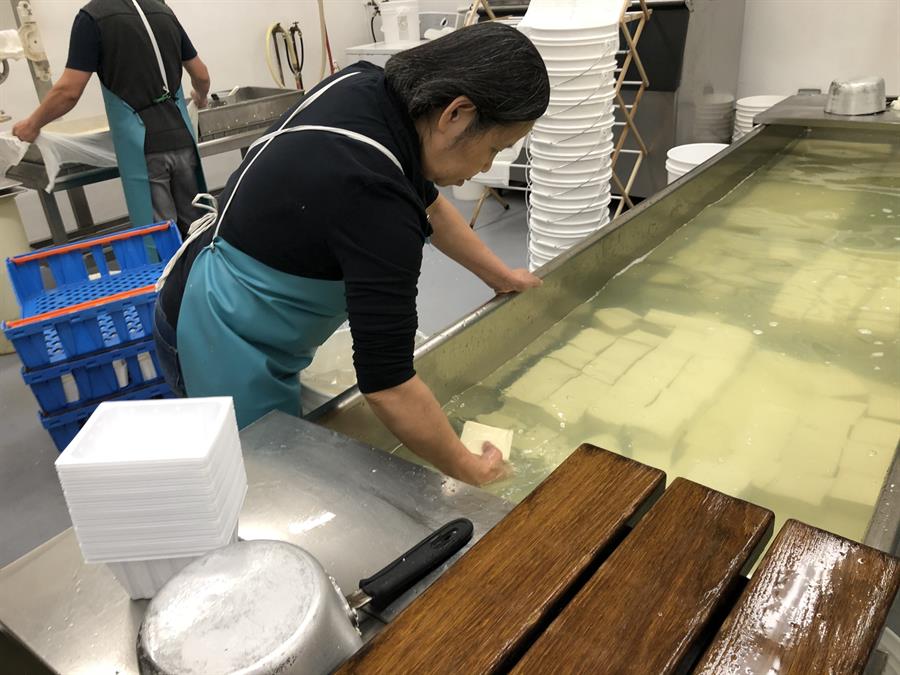 Ota Tofu, la tienda de tofu m&aacute;s antigua del pa&iacute;s con 108 a&ntilde;os.